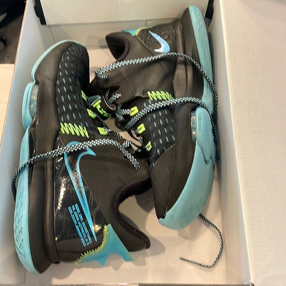 Nike LeBron witness 5 preowned - Picture 1 of 4
